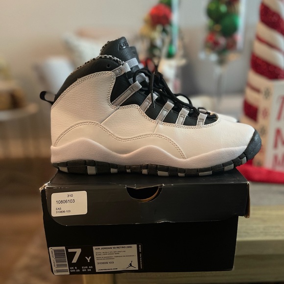 VNDS Air Jordan Retro (X) 10 Steel 2013 - Size 7Y - 100% Authentic - Picture 2 of 6